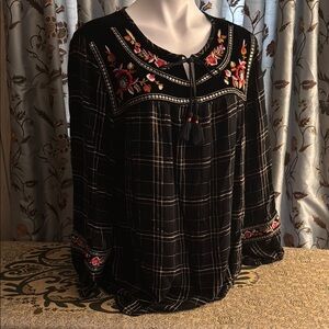 Style & Co. Black and Gray Boxy Blouse with Bib Collar